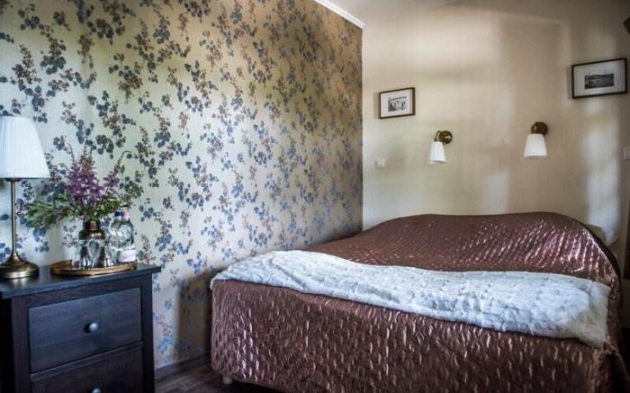 Sparkling Boathouse Room 3 by NW