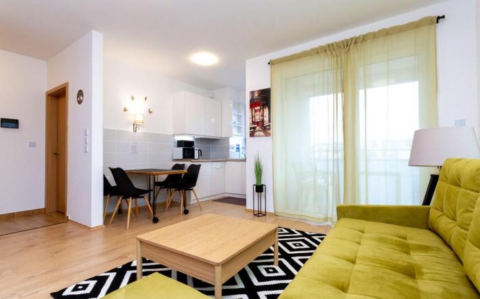 River Harmony Apartment w Sauna & Gym by NW