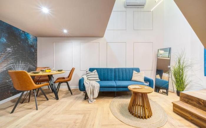 Rainforest Gallery Apartment by NW