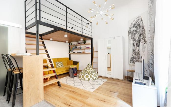 Stylish & Smart Apartment by NW