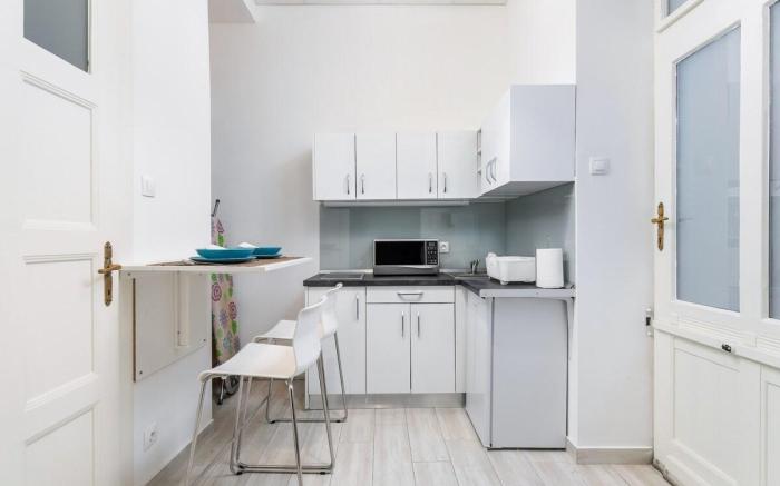 Swarz's Downtown Residence by NW