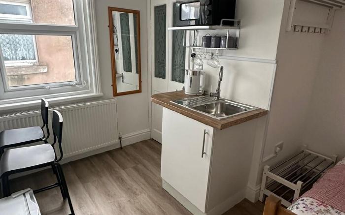 Comfortable Ensuite with Private Bathroom