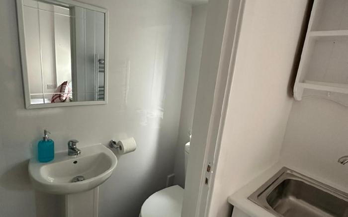 Comfortable Ensuite with Private Bathroom