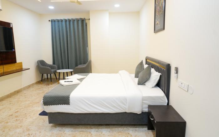 Madhura Luxury Rooms