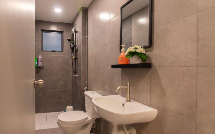Cozy 3BR Family Stay, Duke Highway, Free Parking