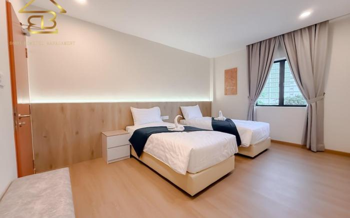 Co-living Twin Room near Ipoh Town with P Bathroom