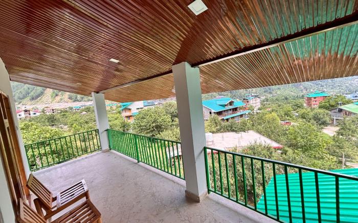 Manali Mornings