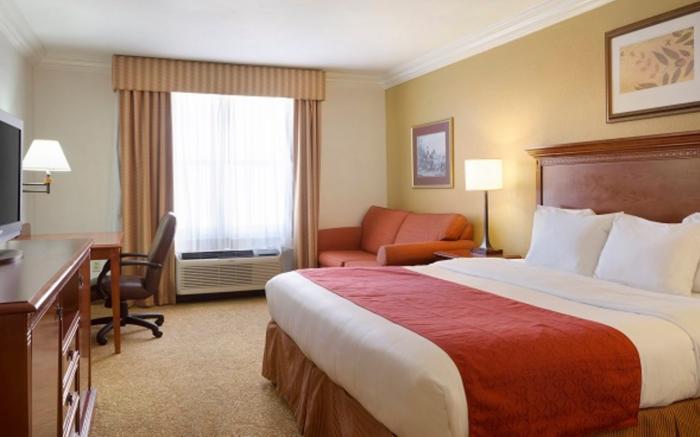 Country Inn & Suites by Radisson, Nashville, TN