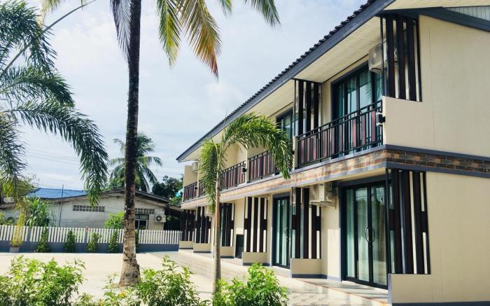 The Coco Grand Chalet Pakbara