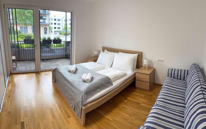 Sunrise Den Bled Apartment     Where Mornings Shine