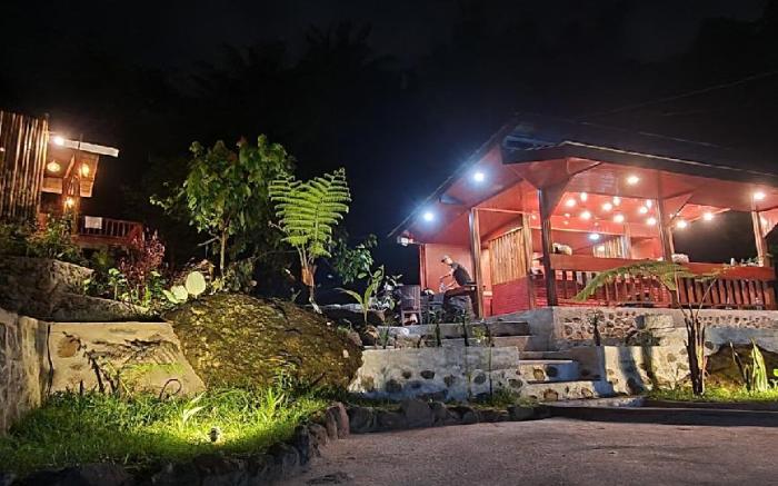 The stones  villa village