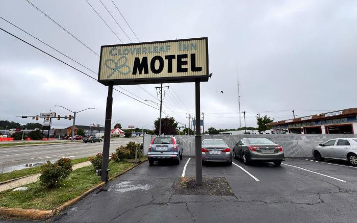 Cloverleaf Motel by Belvilla Richmond near Turnpike