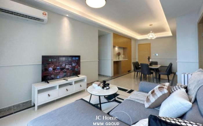 Woodlands & OceanView Staycation JB | Walks to CIQ