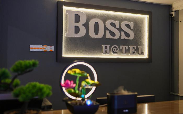 BOSS HOTEL