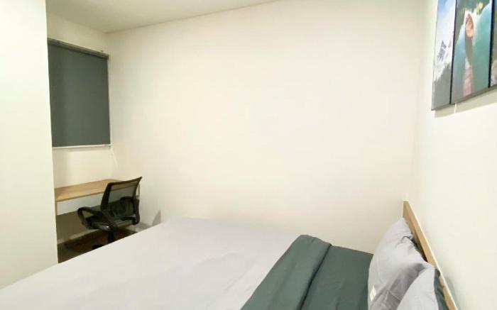 Modern 2BR 2BR Apartment | Monarchy Building