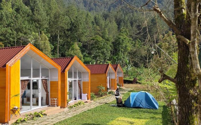 Glamping Azalea Tawangmangu