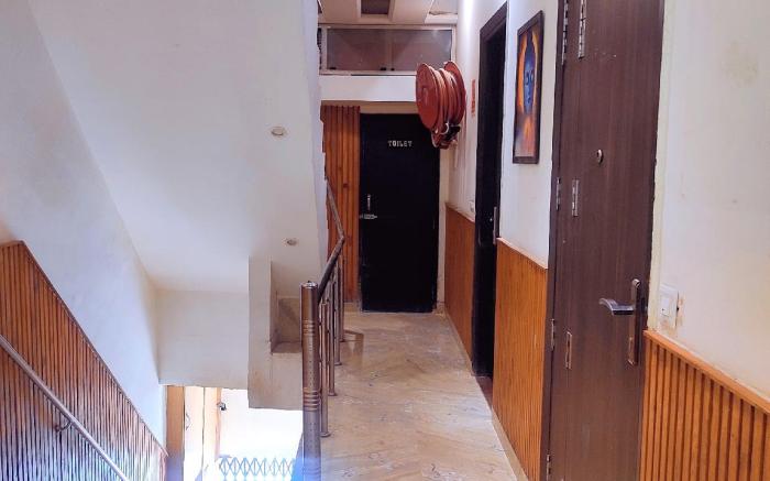 Hotel Shri Saai Deluxe Rooms- Main GT Karnal Road