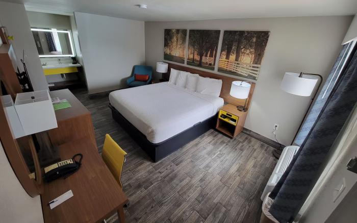 Days Inn by Wyndham Clanton AL
