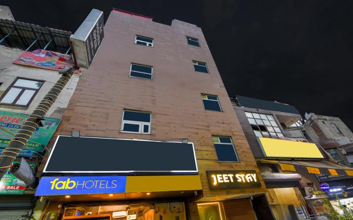 FabHotel Jeet Stays