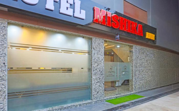 FabHotel Mishika Inn