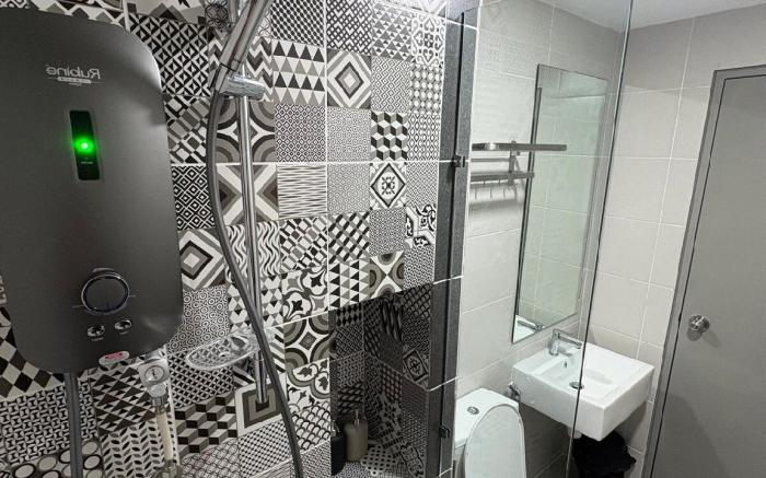 Stay @ *41 Deluxe Suite | Alinea Suites