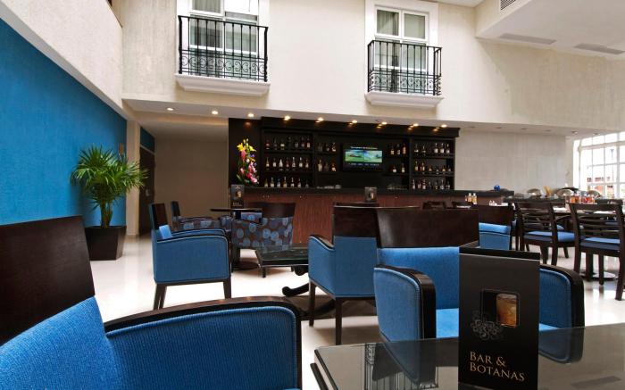 Fiesta Inn Toluca Centro