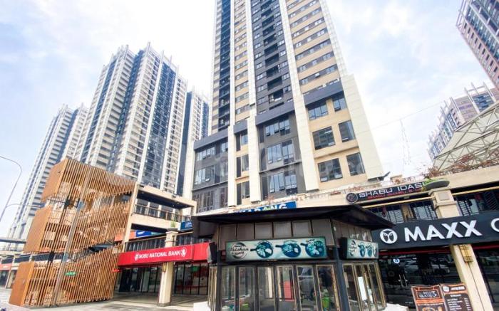 Best Living 2BR at Meikarta Apartment By Travelio