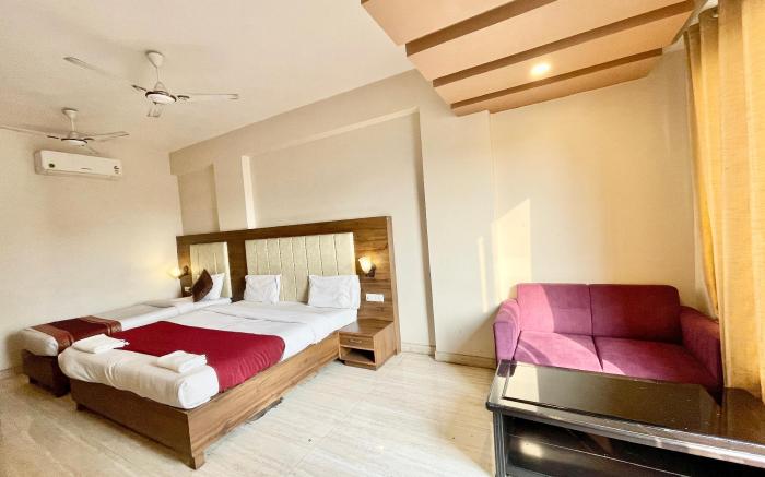 VNS - NEW RUDRAKSH - Near Kashi Vishwanath Temple