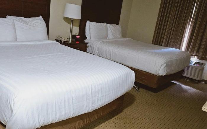 Cobblestone Inn & Suites - Bloomfield