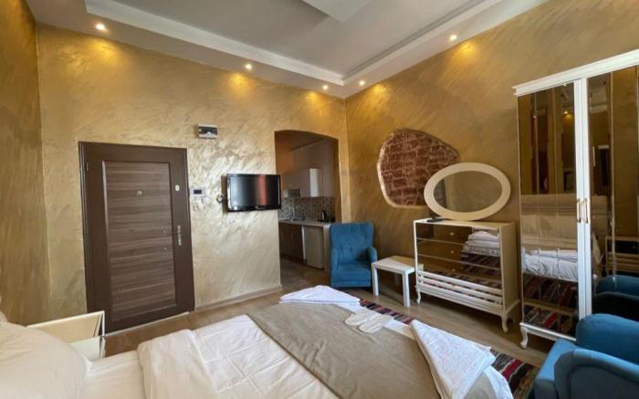 Taksim Stone Wall Apartments