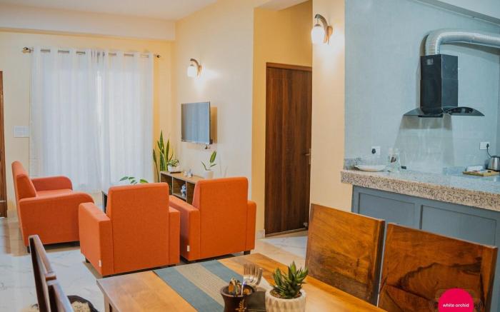 Apartment with Terrace and parking/ White Orchid