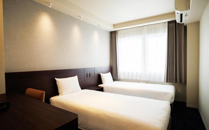 Far East Village Hotel Osaka, Honmachi