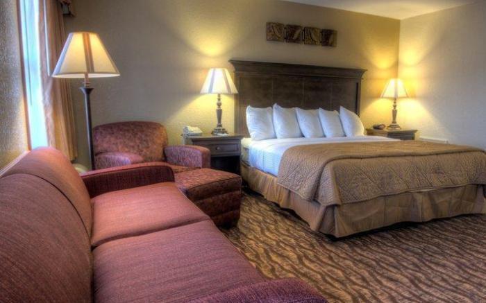 Best Western Center Pointe Inn