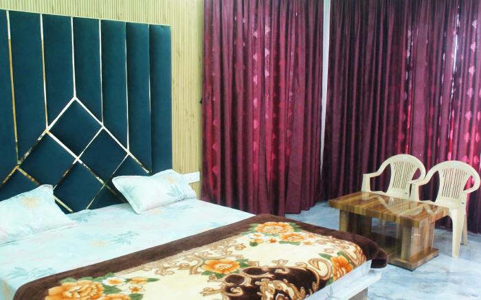 Manimahesh Home Stay