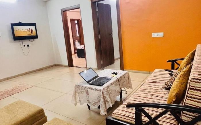 *Live in-style* Indore - 3Bhk Pvt Apt. with Ac