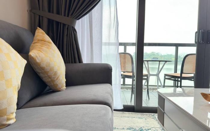 Urban Seaview Studiounit at R&F SeineRegion ByANJU