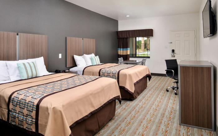 Scottish Inn & Suites - Conroe