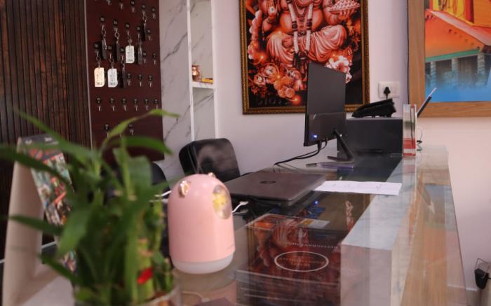 Hotel Bindram Palace