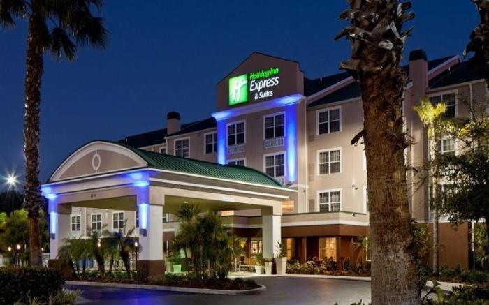 Holiday Inn Express and Suites Sarasota East By IHG