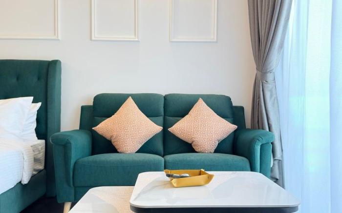 Tide Seaview Studiounit at R&F SeineRegion By ANJU