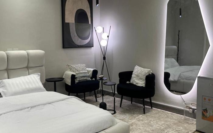 استديو بموقع مميز ودخول ذاتي