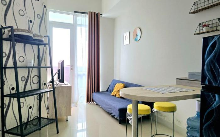 Apt Vasanta Innopark 1 BR LNd4 w Pool, Onsen Ntflx