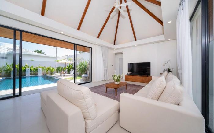 Top Choice - Clean Tropical 4 BR Anchan Pool Villa