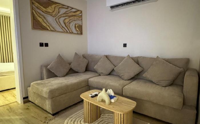 Apartment in Al-Ghadeer