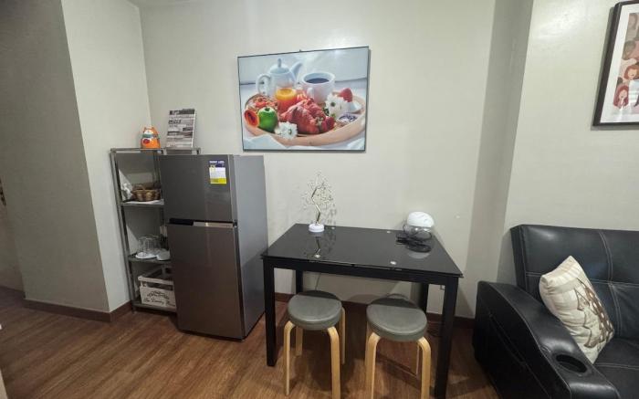 Flair Towers Condotel near MRT BONI / Shaw 