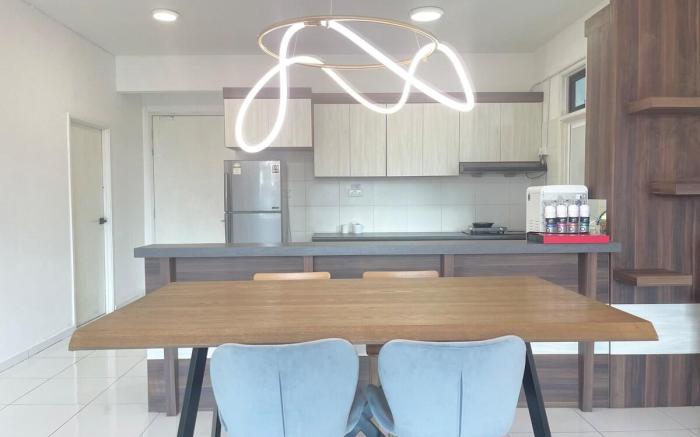 Skyloft 1MinToAEON Bukit Indah3BR PoolView4to16pax