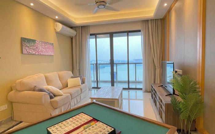 R&F SeaView Rare Bathtub 3BR Hotel Feel 4-12pax