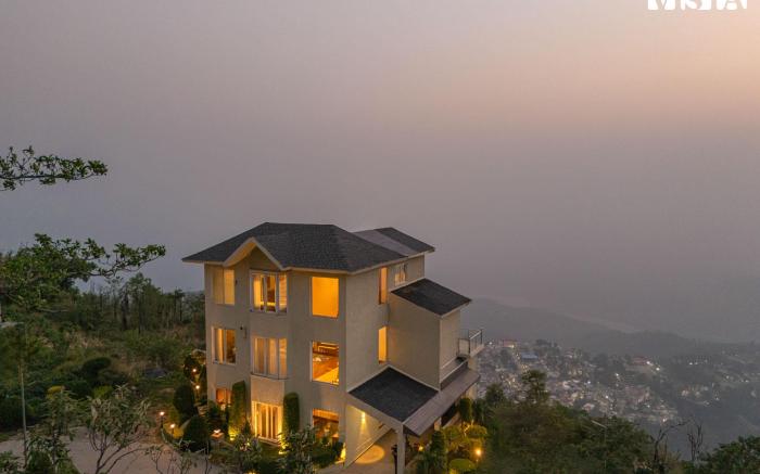 StayVista at Villa Mirador