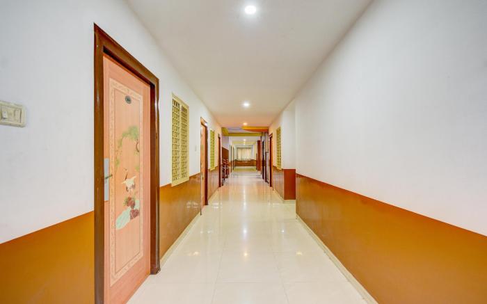 Hotel O Raghava Residency