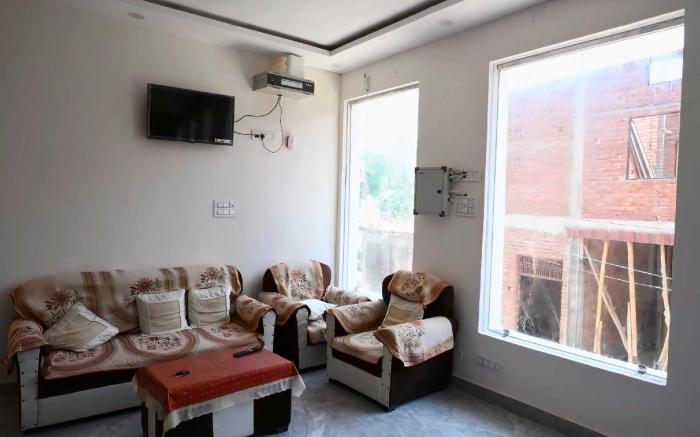 Home O Maa Radhika.inn